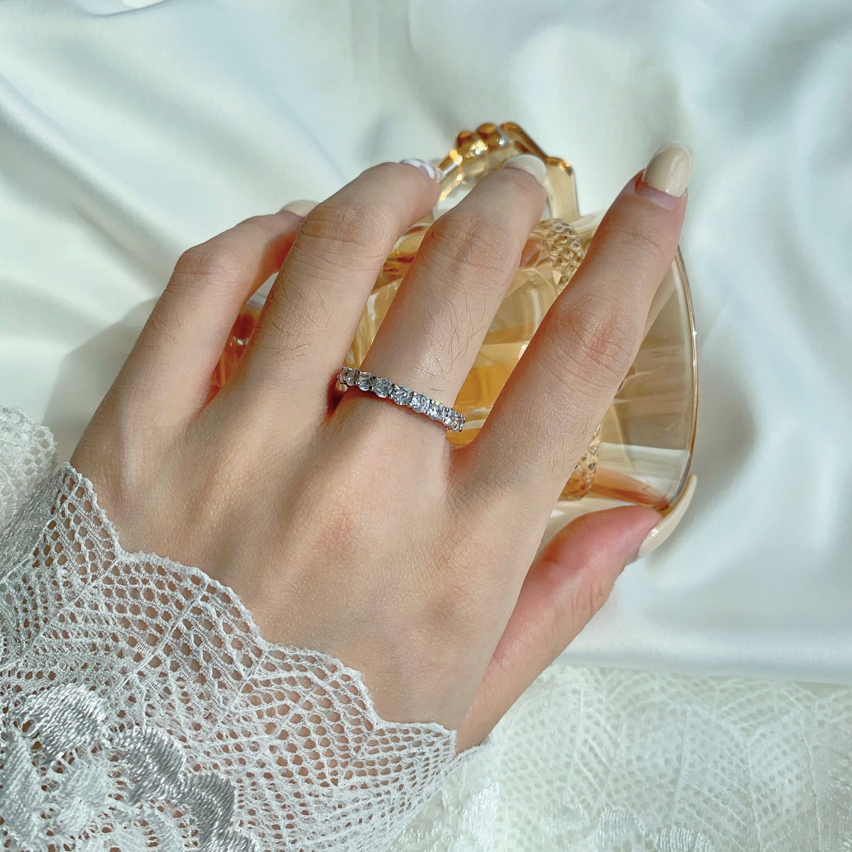 [AuraEcho]Sparkling Round Cut Tennis Ring