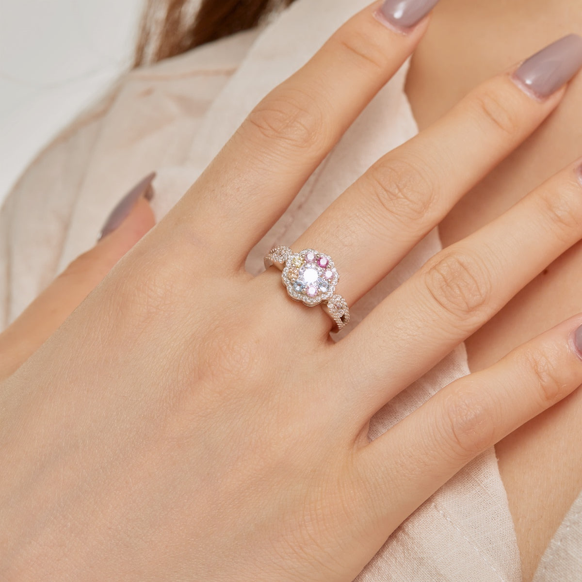 [AuraEcho]Delicate Colorful Round Cut Flower Shape Wedding Ring