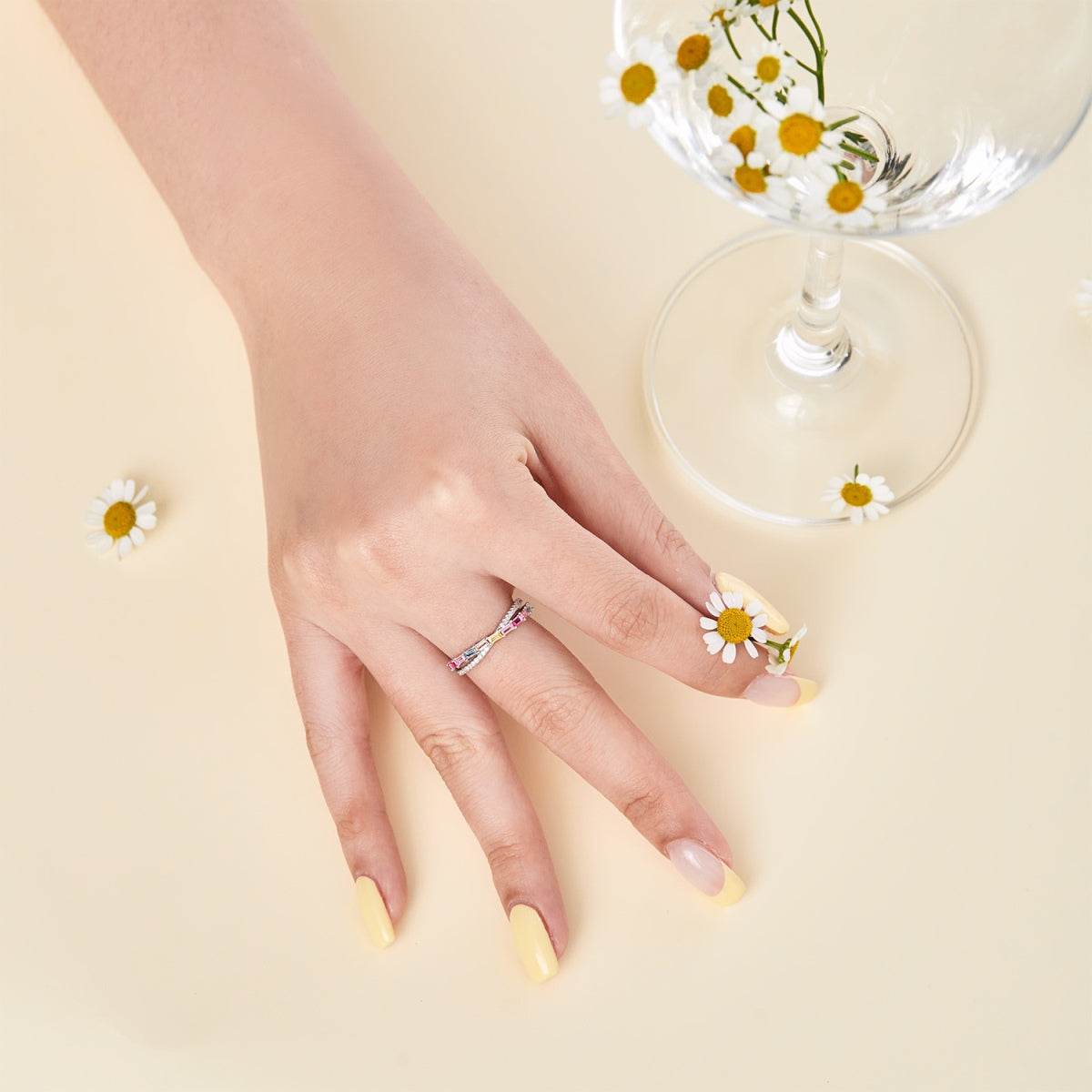 [AuraEcho]Energetic Elegant Radiant Cut Party Ring