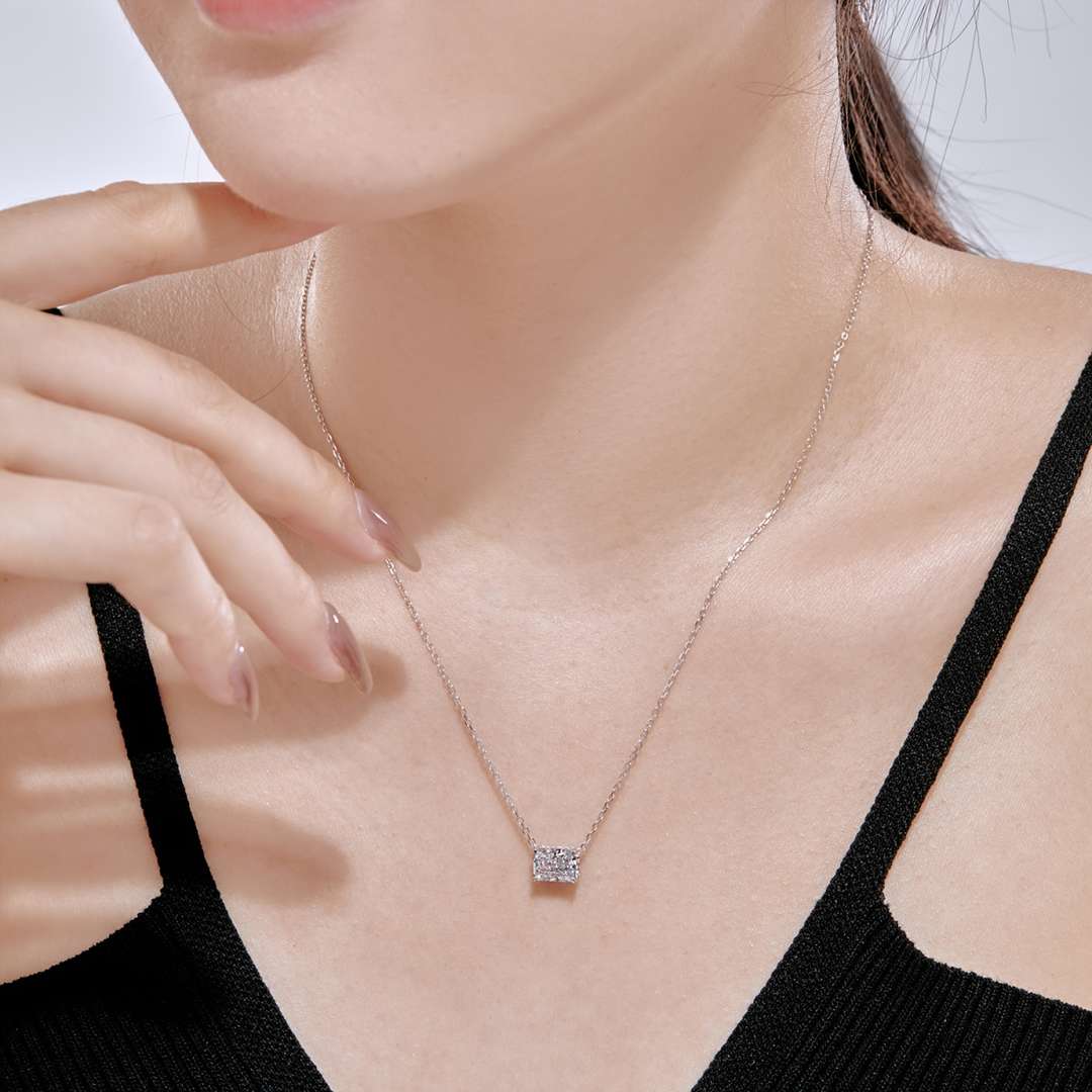 [AuraEcho]Luxurious Square Shape Colorful Necalack