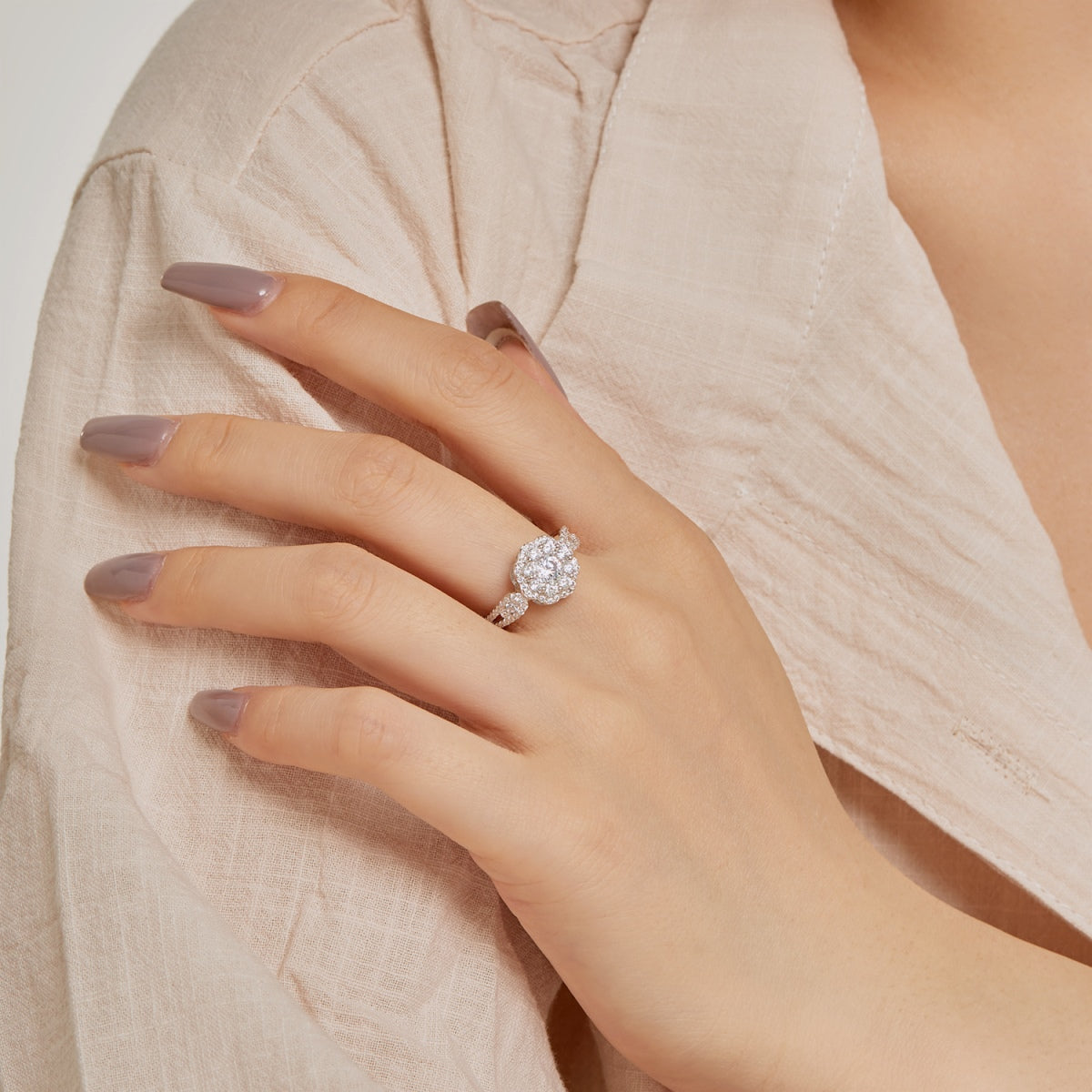[AuraEcho]Delicate Colorful Round Cut Flower Shape Wedding Ring