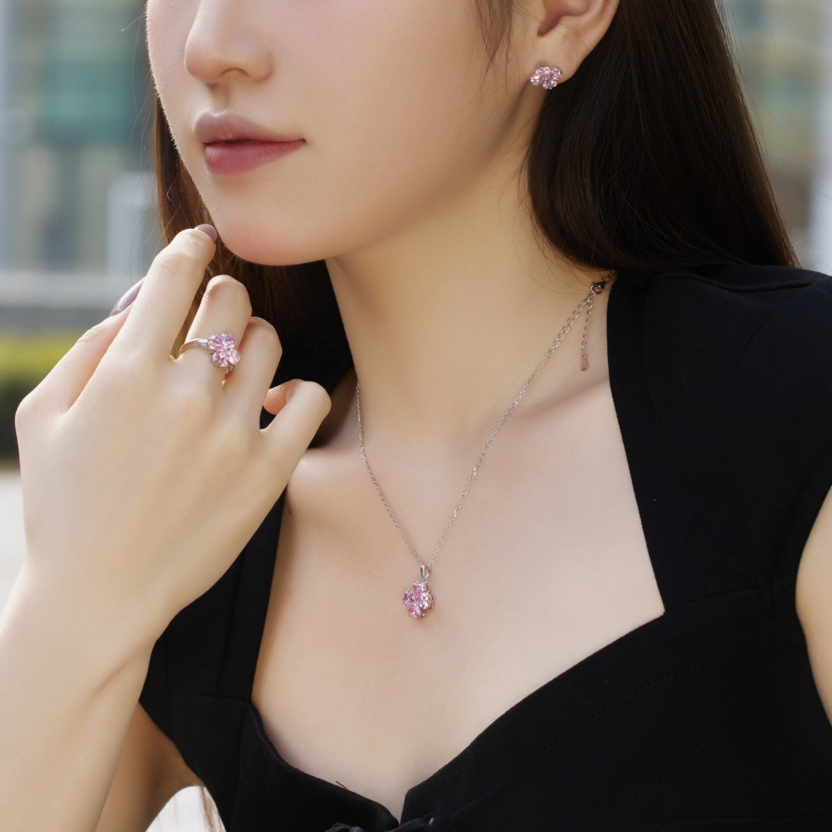 [AuraEcho]Four-Leaf Clover Ball Earrings
