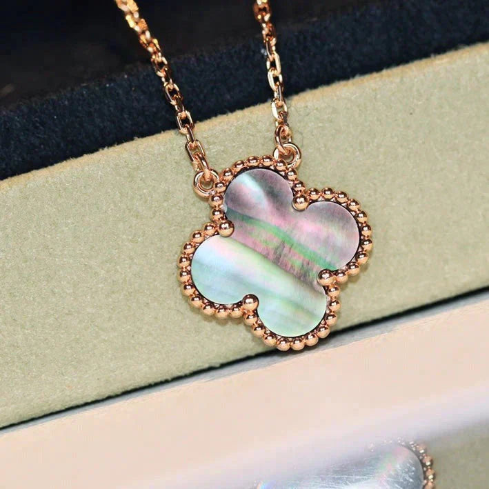 [AuraEcho]CLOVER 15MM  GRAY MOTHER OF PEARL NECKLACE