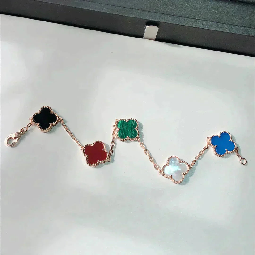 [AuraEcho]CLOVER 5 MOTIFS MULTICOLOR  BRACELET