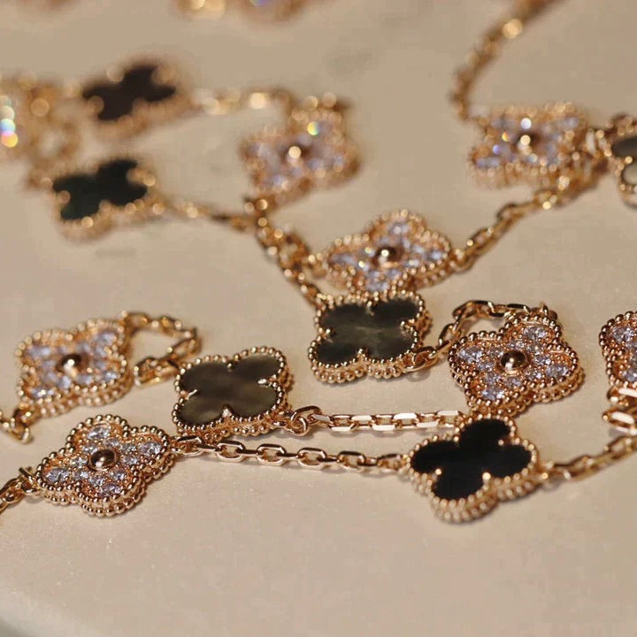 [AuraEcho]CLOVER 20 MOTIFS DARK MOP DIAMOND  NECKLACE
