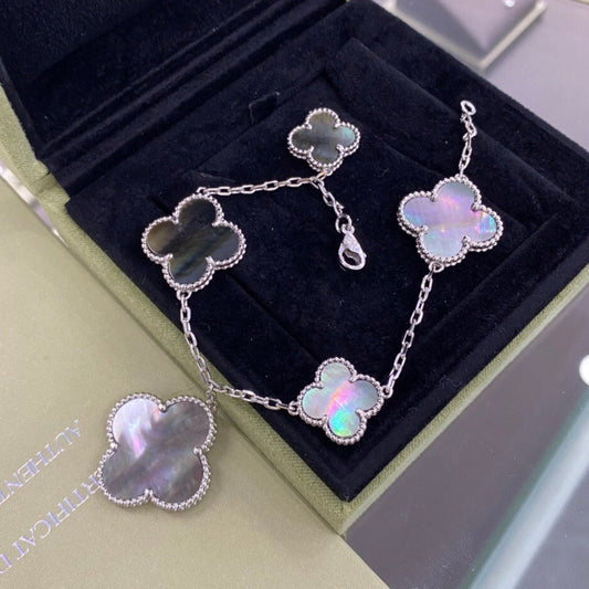 [AuraEcho]CLOVER 5 MOTIFS SIVLER DARK MOP BRACELET