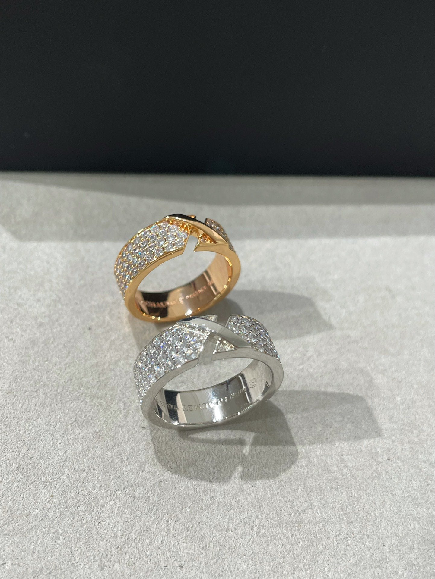 [AuraEcho]LIENS EVIDENCE  DIAMOND PAVED RING