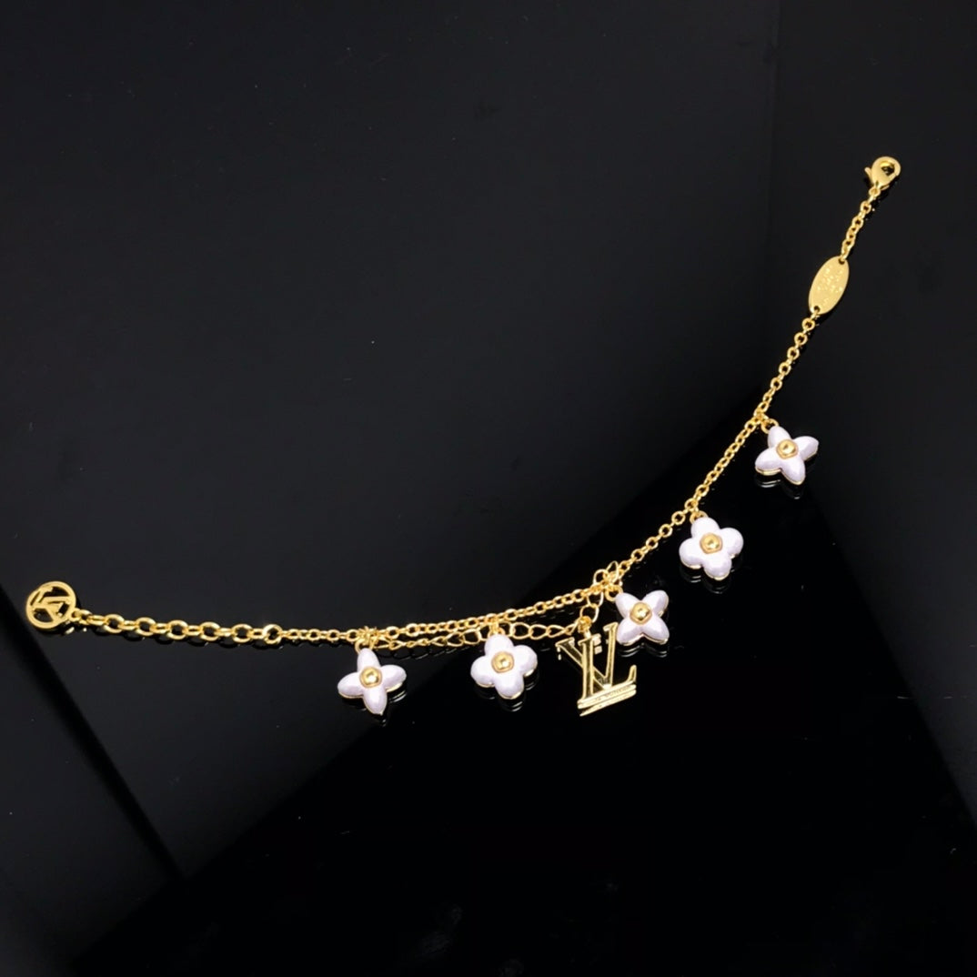 [AuraEcho]LOGO 6 MOTIF STAR AND SUN GOLD BRACELET