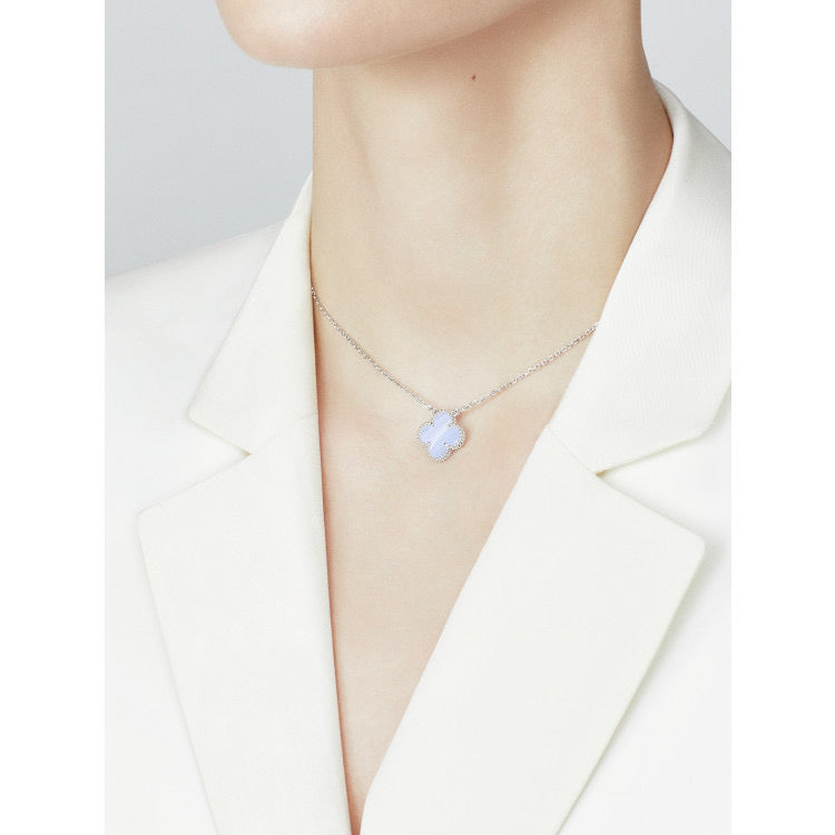 [AuraEcho]CLOVER 15MM BLUE CHALCEDONY NECKLACE SILVER