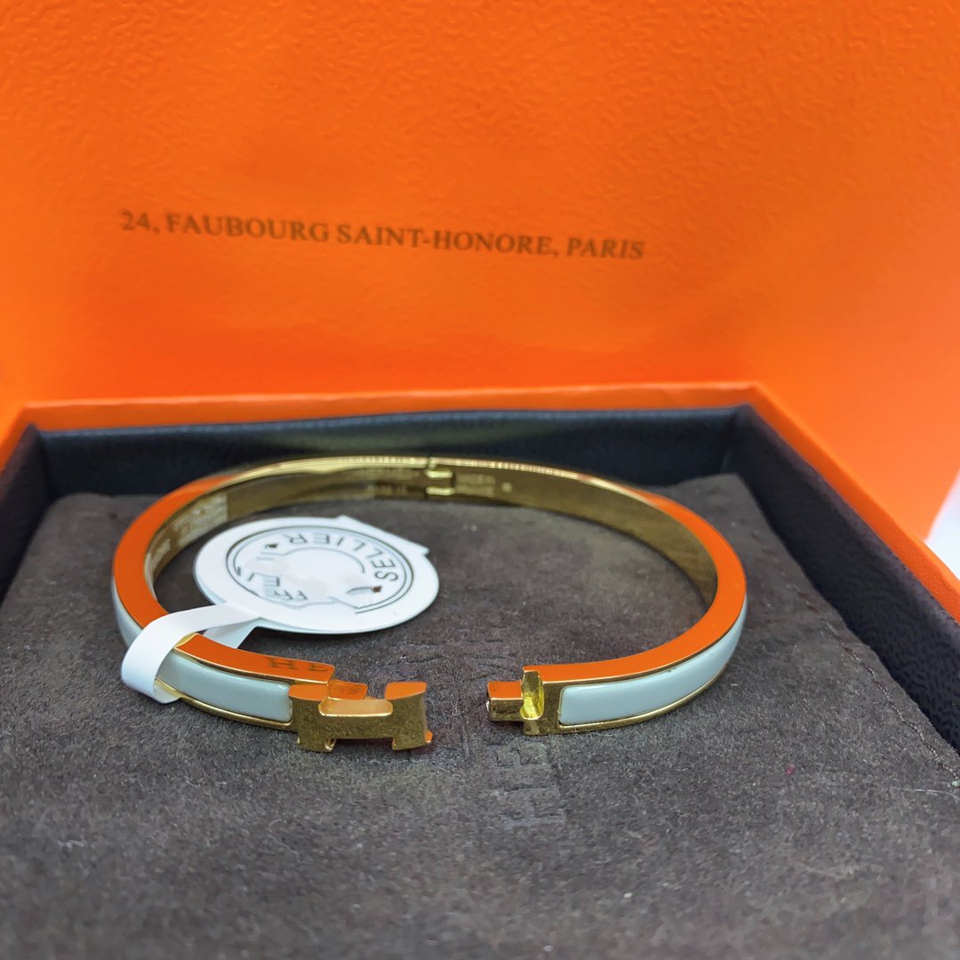 [AuraEcho]CLASSIC HM CLIC GREEN 8MM ENAMEL BRACELET