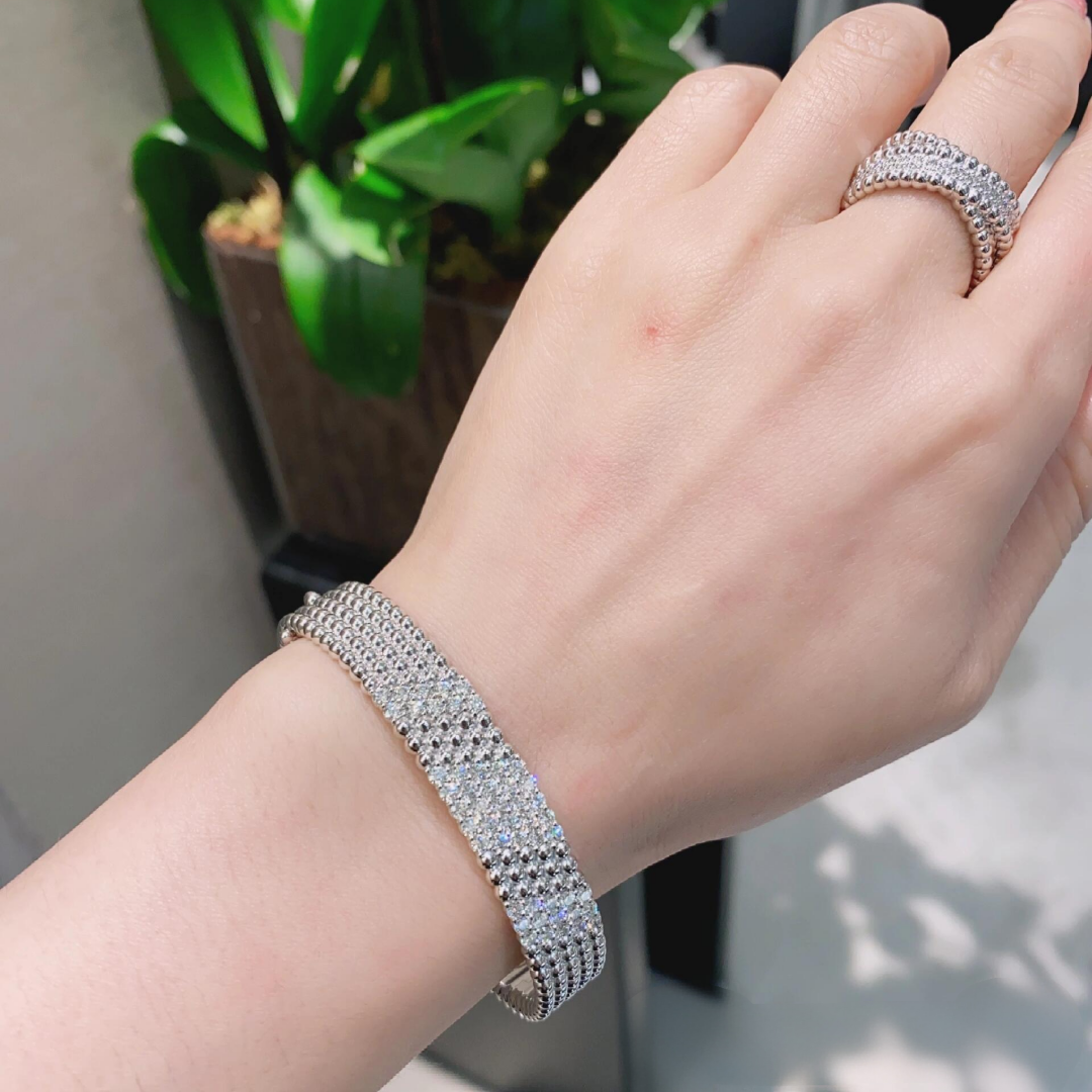[AuraEcho]  FIVE-ROW DIAMOND BRACELET